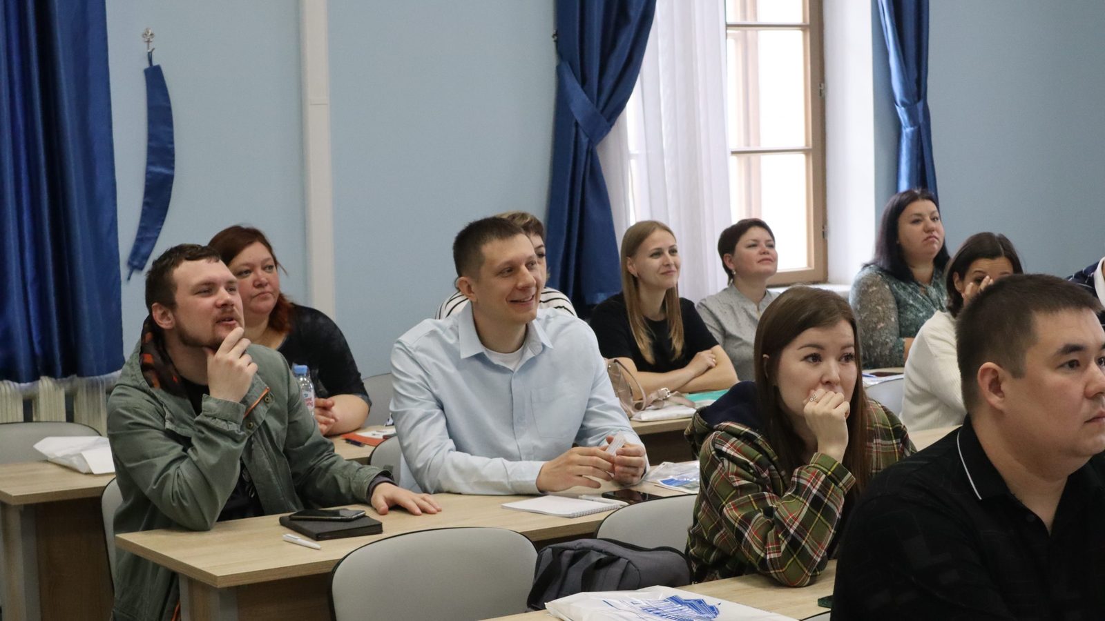 В CdoGEO КФУ началось обучение слушателей по курсам повышения квалификации и профессиональной переподготовки в области геологии, геофизики, экономики, маркшейдерского дела