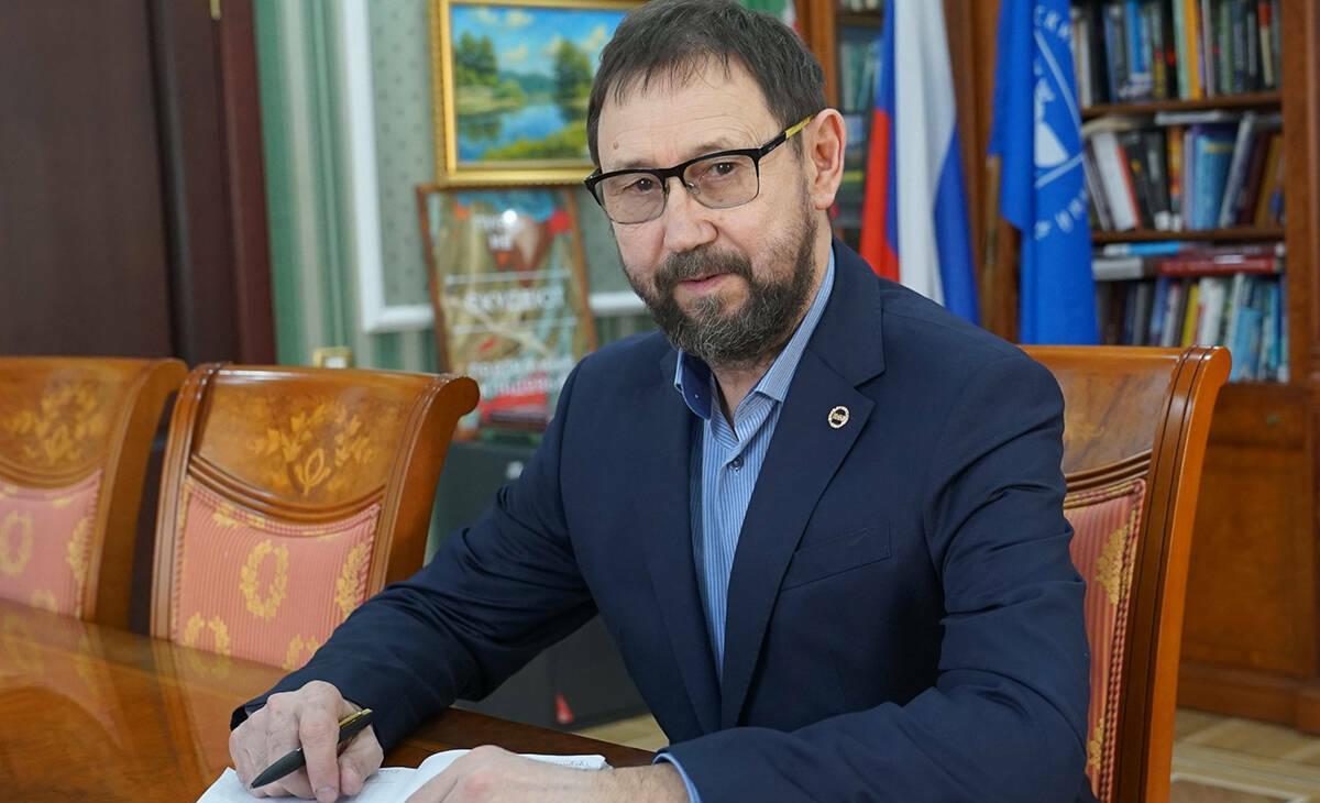 Проректор КФУ Данис Нургалиев: «Мы ищем нефть тем методом, который я придумал, когда был студентом»