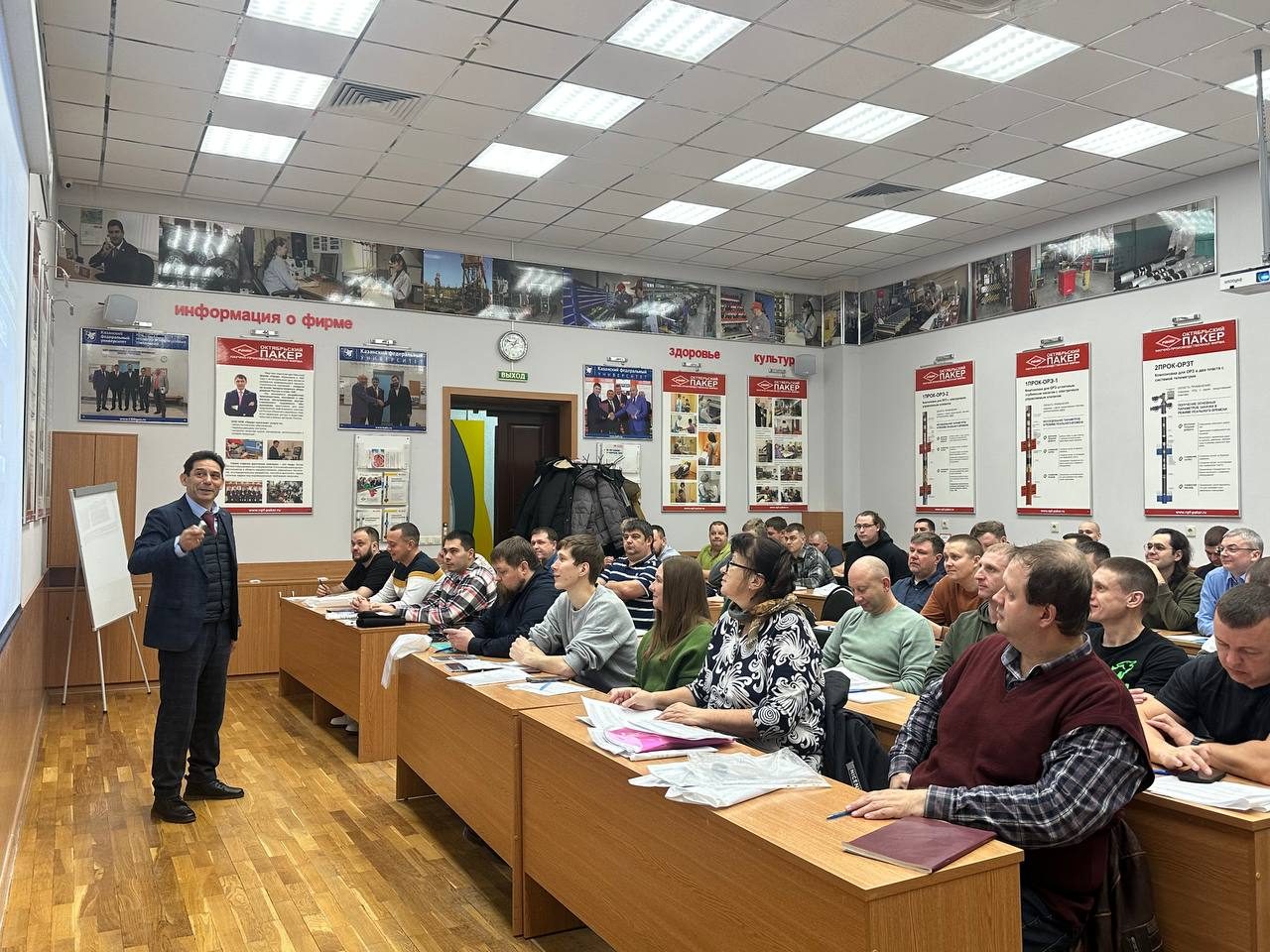 Сквозь вызовы — к новым горизонтам: Итоги 2025 года Центра дополнительного образования (CdoGEO) ИГиНГТ КФУ